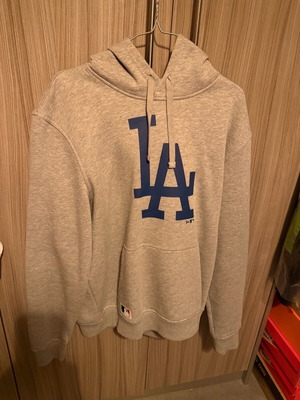 New Era Los Angeles Dodgers hoodie like new