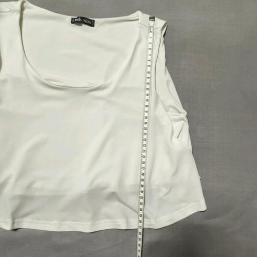 Set skirt klos with crop top small like new, black and white