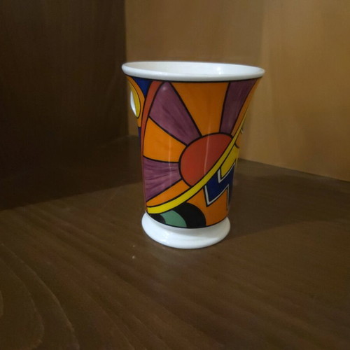 Biarrizt mugs designed by Jane Brookshaw, Dunoon fine bone china like new