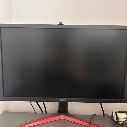 Gaming computer used with full peripherals and bonus Trust joystick