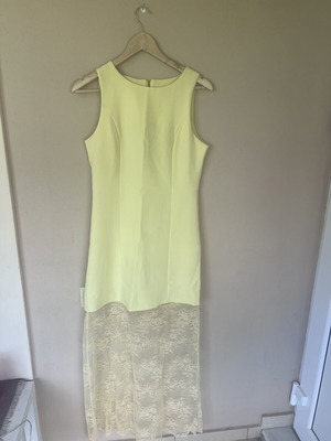 Long yellow dress with lace new, size S