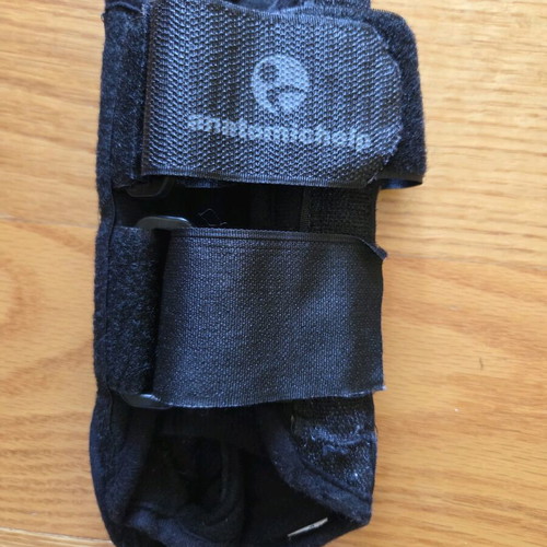 Anatomic Help Wrist Brace Right Side Black Like New