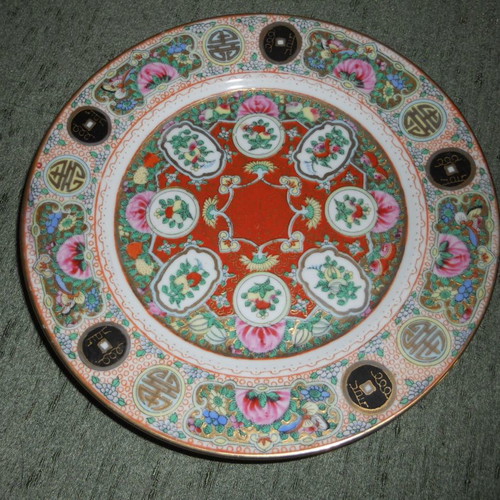 Porcelain plate Far East like new, diameter 20 cm
