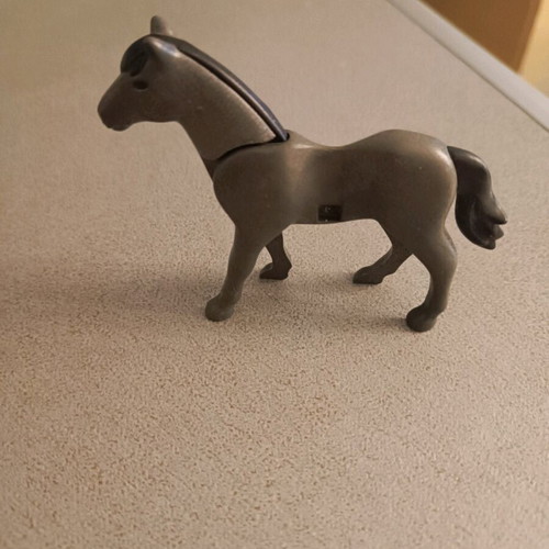 Playmobil horse like new, collectible without saddle