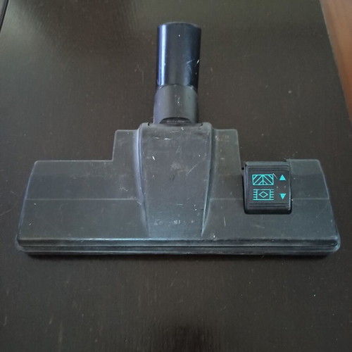 Vacuum cleaner sole universal 35 mm used, very good condition