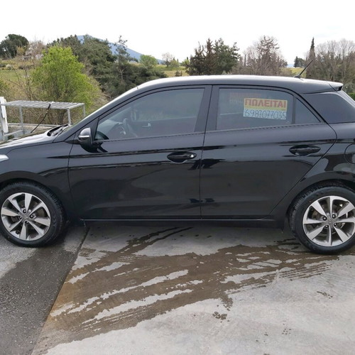Hyundai i20 μεταχειρισμένο diesel 2015, 213.000 χλμ, μαύρο