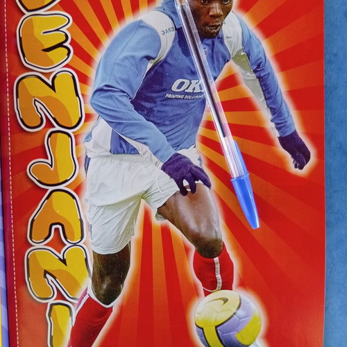 Match Football Magazine Issue 24-30/4/2006 Like New with Arsenal Posters