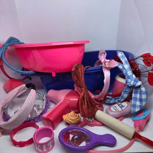 Girls' toys lot