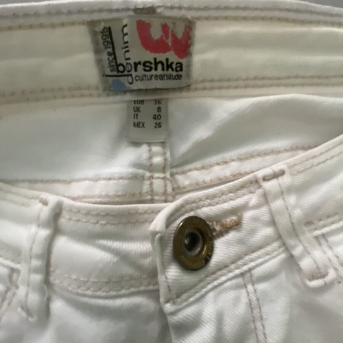 Bershka white jeans size 36 like new