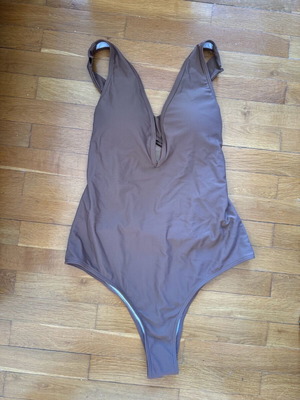 Μαγιό καινούργιο καφέ, μέγεθος L