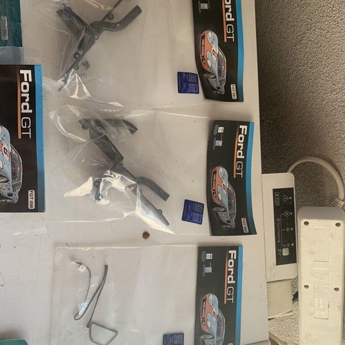 DeAgostini Build Your Own Ford GT 1:8 model magazines, new, pack of 11