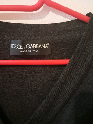 Dolce and Gabbana lightweight sweater like new, authentic