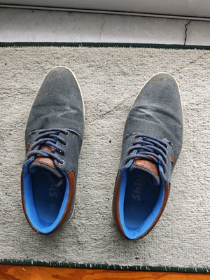 Skills casual shoes used, size 43