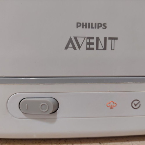 Philips Avent 4-in-1 Electric Steam Sterilizer like new
