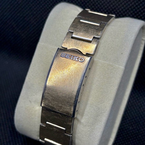 Seiko Bellmatic used gold-plated watch with original integrated bracelet