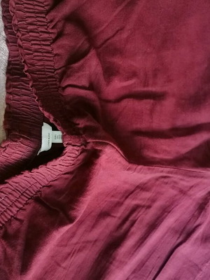 Σορτς H&M μεταχειρισμένο, καλοκαιρινό μπορντό, μέγεθος L