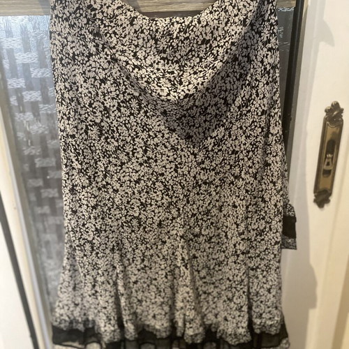 Gianni Rodini skirt like new, black and white, lined, below knee