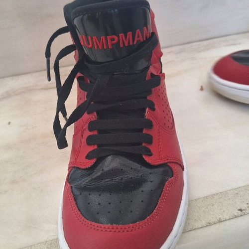 Nike Jordans Jumpman athletic shoes used, red, size 42