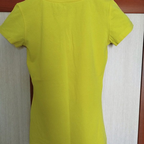 Guess women's t-shirt used, yellow, size S/M
