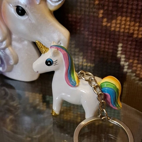 Unicorn snow globe, magnet and keychain set of 3 pieces new