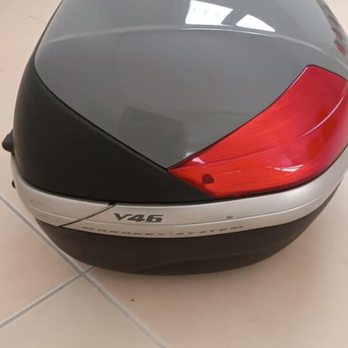 Givi 46L Monokey top case like new