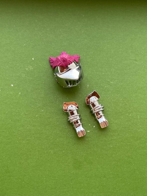 Playmobil νίκελ πανοπλία ιππότη σαν καινούργιο, 4 βραχίονες και κράνος με διάκοσμο