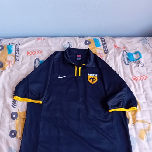 AEK Nike 2001 Football Jersey black like new, size medium