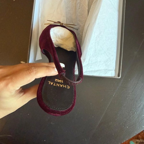 Chantal 1982 shoes size 36 burgundy new