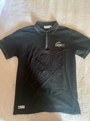 Lacoste πόλο μπλούζα σαν καινούργια, μέγεθος XL, μαύρο και γκρι