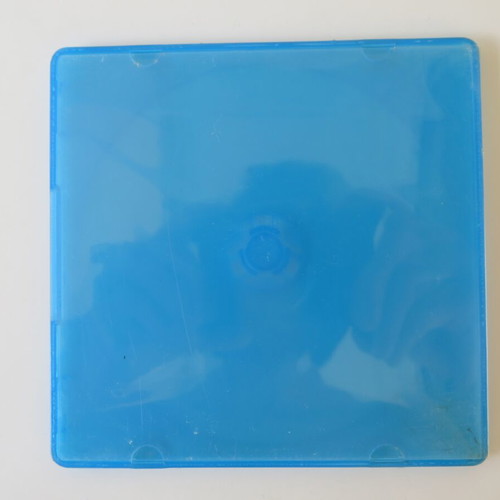 CD/DVD slim case blue like new, one-piece clamshell