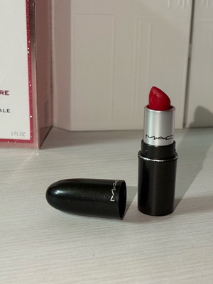 Mini MAC Ruby Woo lipstick like new