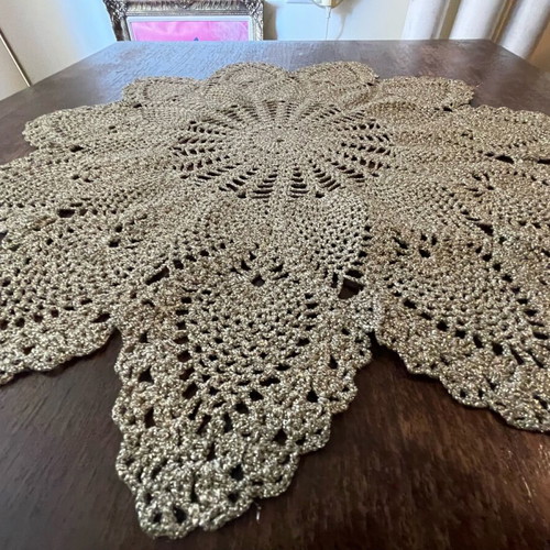Gold embroidery 53x53 like new