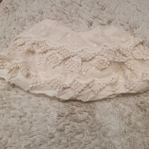 Zara skirt size 104 like new, beige