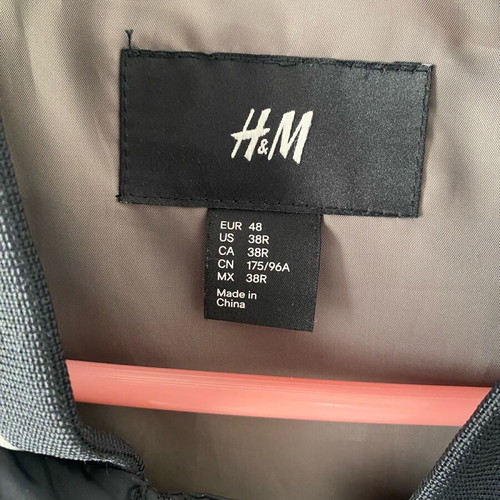 H&M Men's Vest Size EUR 48 Like New, Black