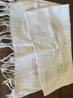 Decorative runner used 105x40