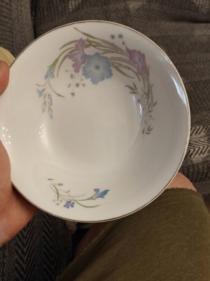 Chinese porcelain cereal bowls set of 6 with gold embroidery new