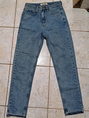 Mom style denim pants used