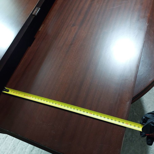 Round table used, mahogany wood, 1.20 m diameter with 2 extensions