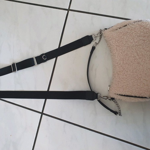 Fur crossbody bag in excellent condition with extra strap
