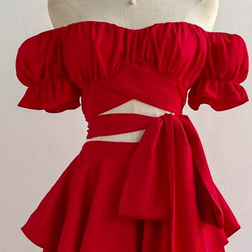 Red set with skort and tied top like new