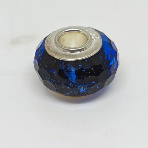 Murano glass charm bead with 925 silver ring in blue, like new