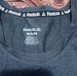 Reebok sports shirt new, size M, black and gray
