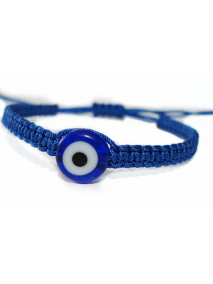 Flat eye macrame bracelet