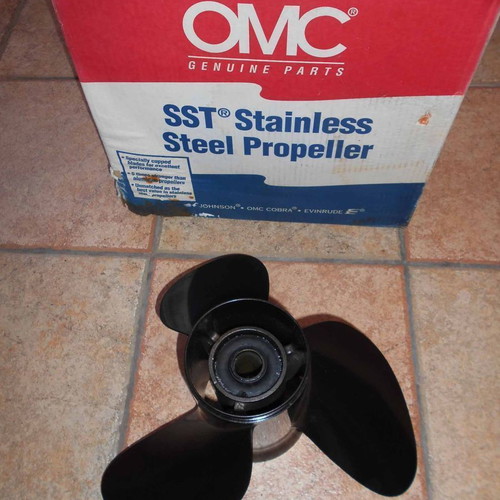OMC stainless steel boat engine propeller black new, 19" pitch