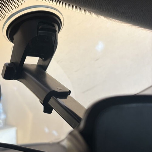 IOttie Easy One Touch Wireless 2 Fast Charging Car Mount like new