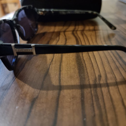 Fiorelli sunglasses elegant for all styles