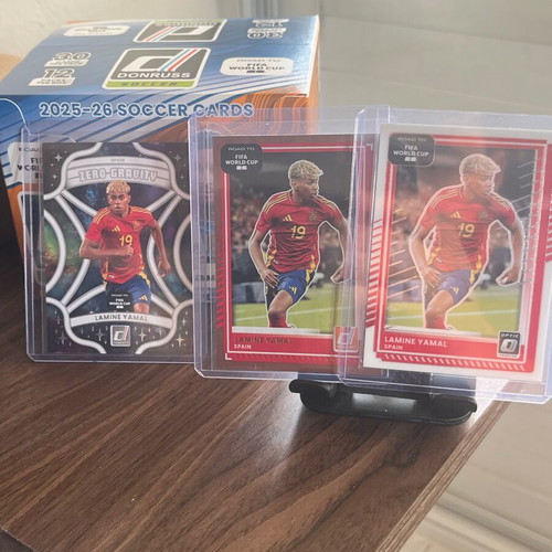 Lamine Yamal bundle like new Panini Donruss Road to the World Cup 25/26