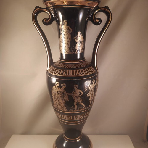 Large vintage amphora 24k gold like new