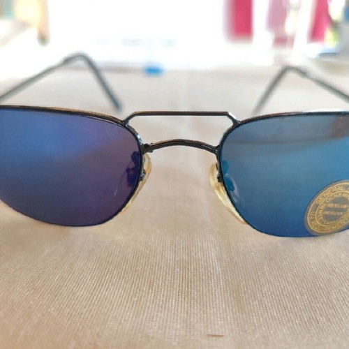 Vintage 80s-90s sunglasses new with UV 400 protection