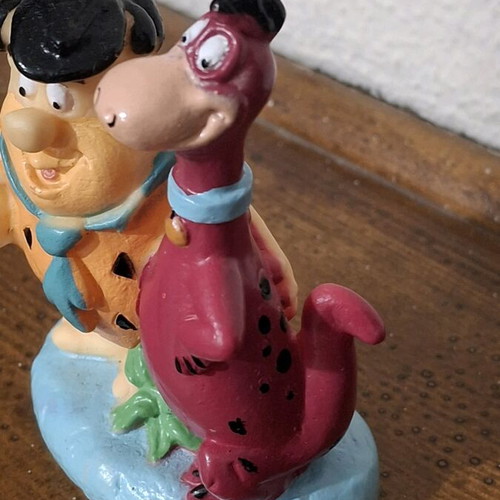Vintage Flintstones Fred & Dino figures 1993